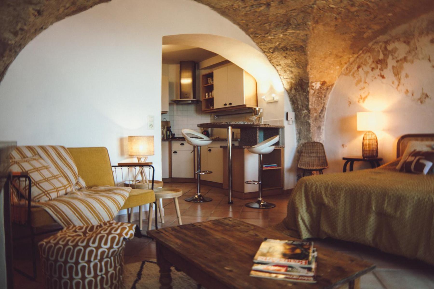 L'Ostal Bestort Vezenobres エクステリア 写真